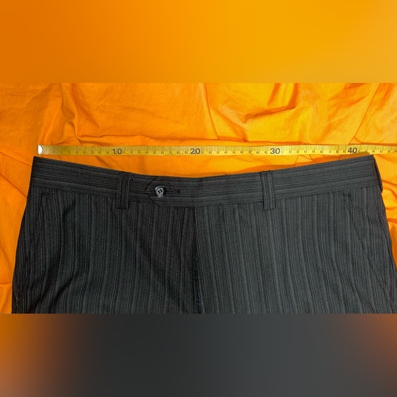 Bill Blass Dress Pants - black pinstripe 34 - Picture 7 of 10